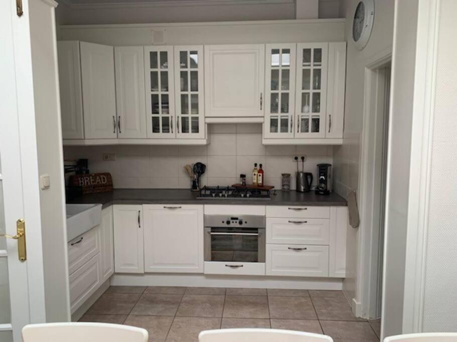 Een Heerlijke Woning Op Loopafstand Van Centrum! Λεουβάρντεν Εξωτερικό φωτογραφία